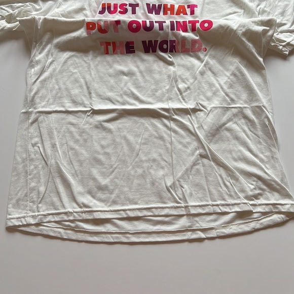 Ulta Beauty x Emmy Star Brown Limited Edition Tee - Picture 5 of 7